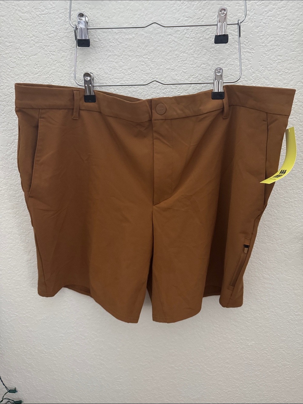 All In Motion Hybrid Men’s Shorts